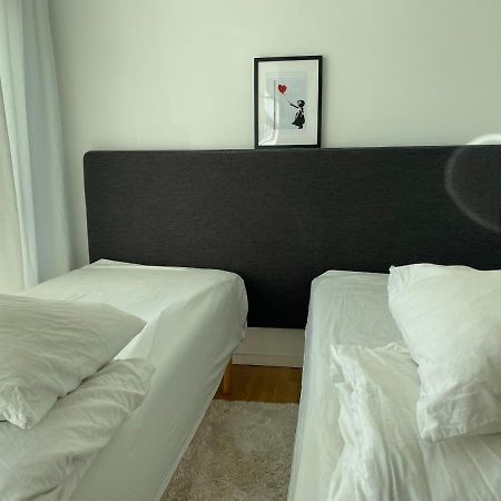 Exclusive 2 Level Etage Next To Arlanda-City Metro Stockholm Bagian luar foto