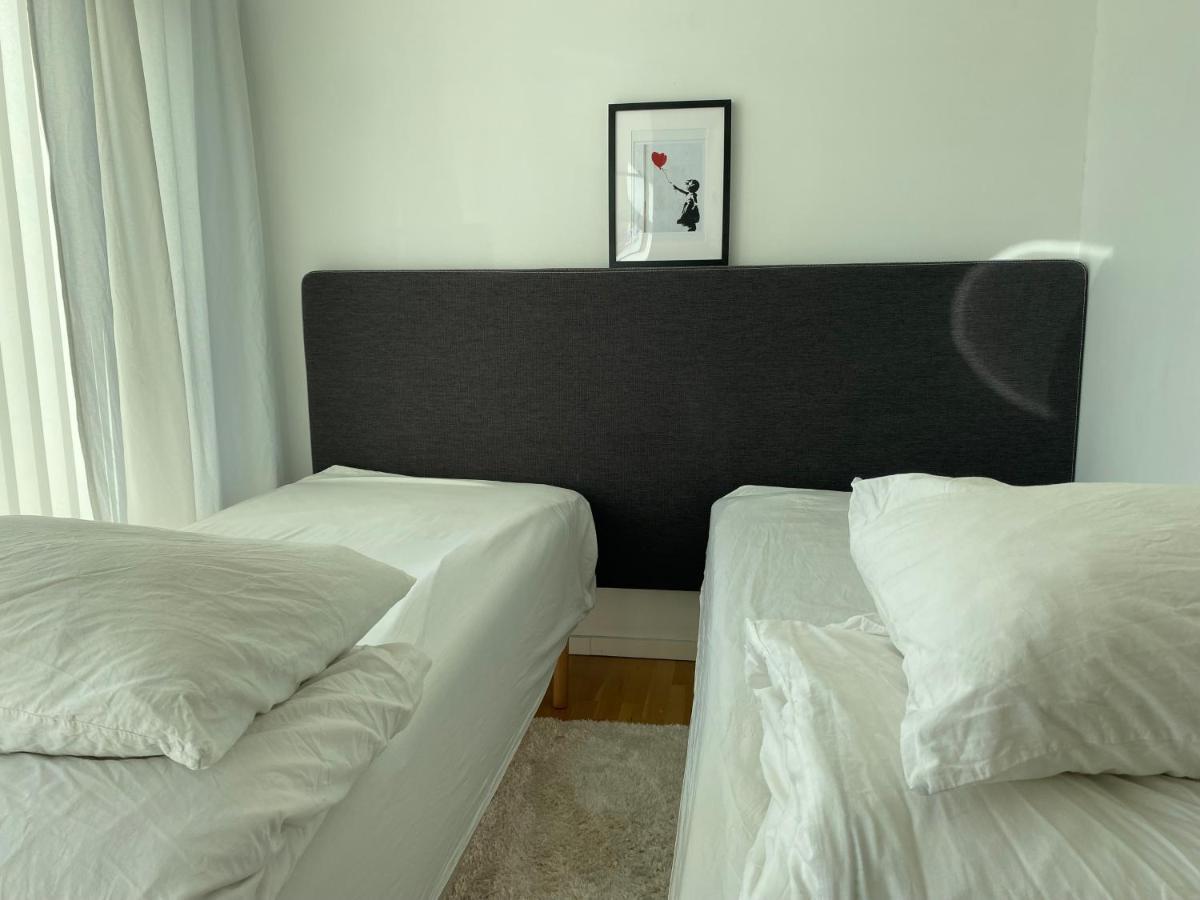 Exclusive 2 Level Etage Next To Arlanda-City Metro Stockholm Bagian luar foto