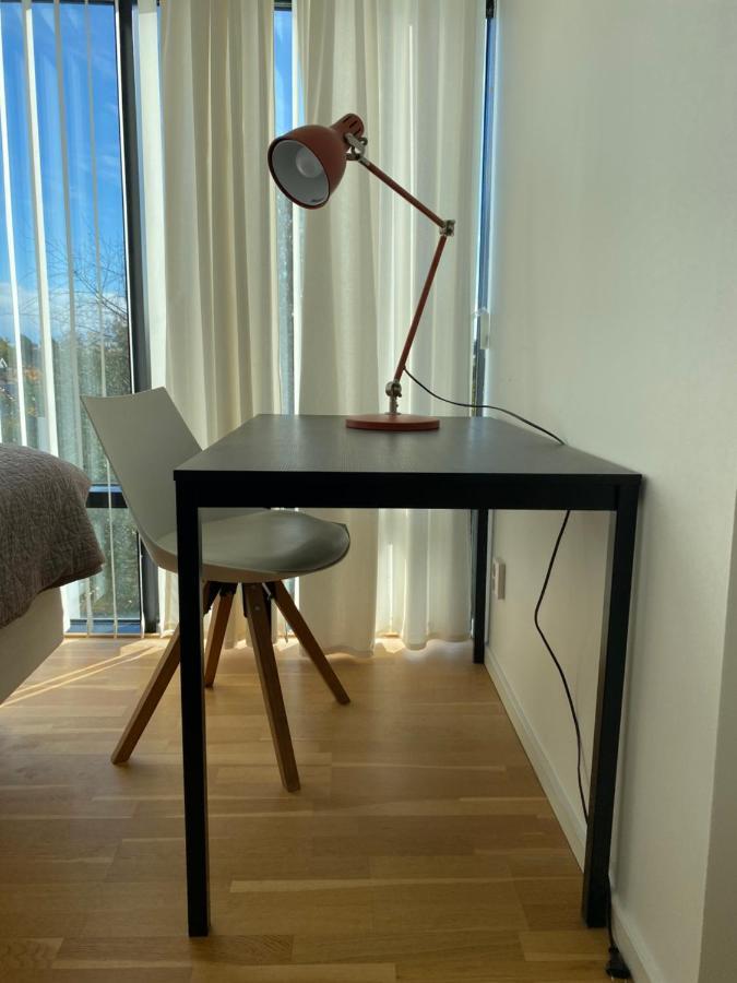 Exclusive 2 Level Etage Next To Arlanda-City Metro Stockholm Bagian luar foto