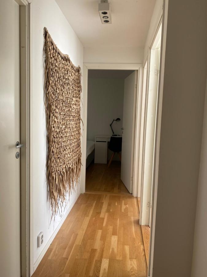 Exclusive 2 Level Etage Next To Arlanda-City Metro Stockholm Bagian luar foto