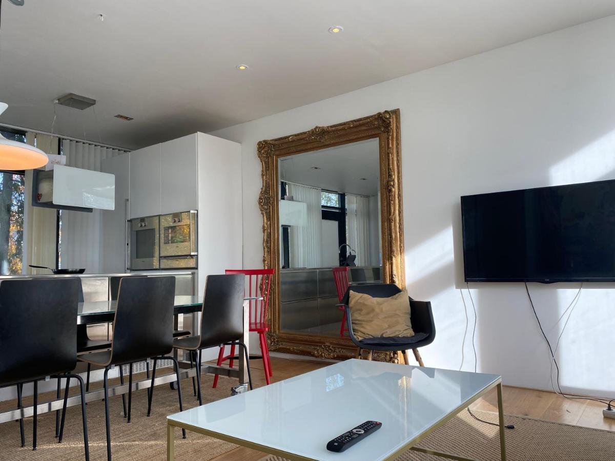 Exclusive 2 Level Etage Next To Arlanda-City Metro Stockholm Bagian luar foto