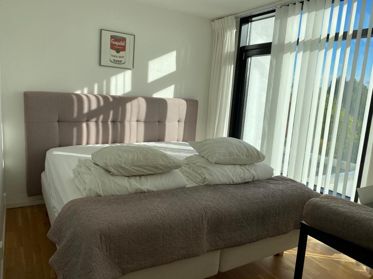 Exclusive 2 Level Etage Next To Arlanda-City Metro Stockholm Bagian luar foto