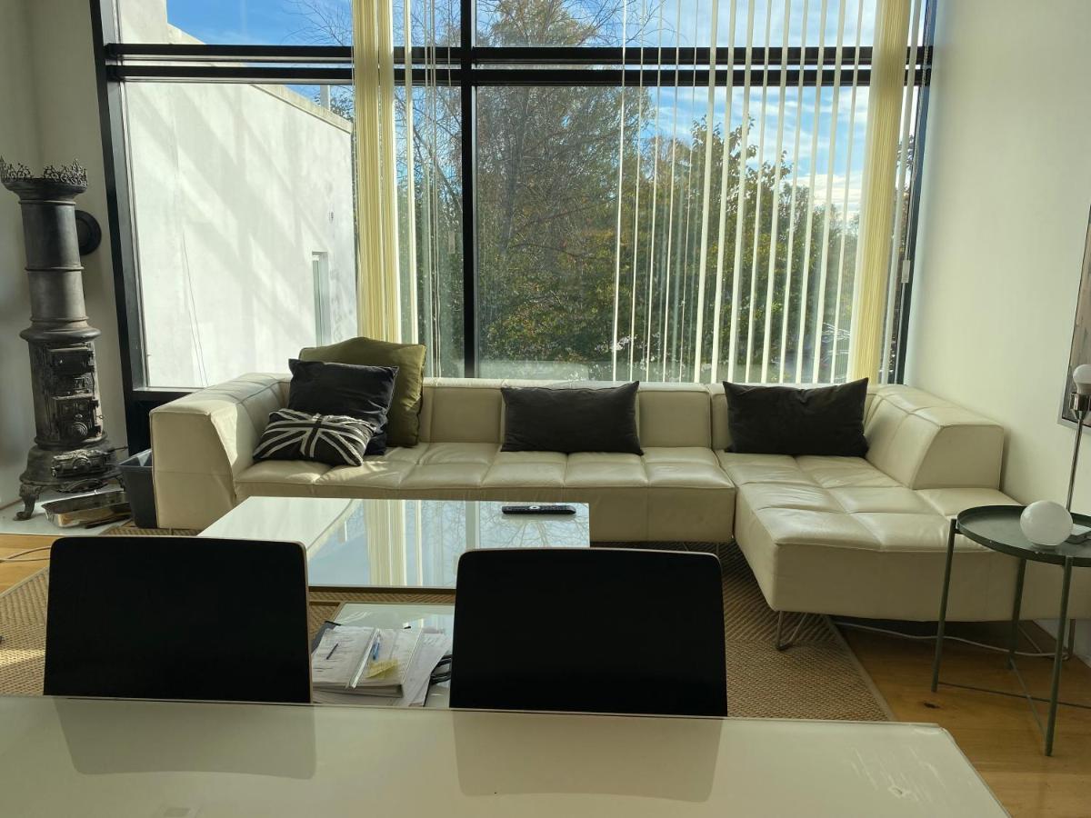 Exclusive 2 Level Etage Next To Arlanda-City Metro Stockholm Bagian luar foto