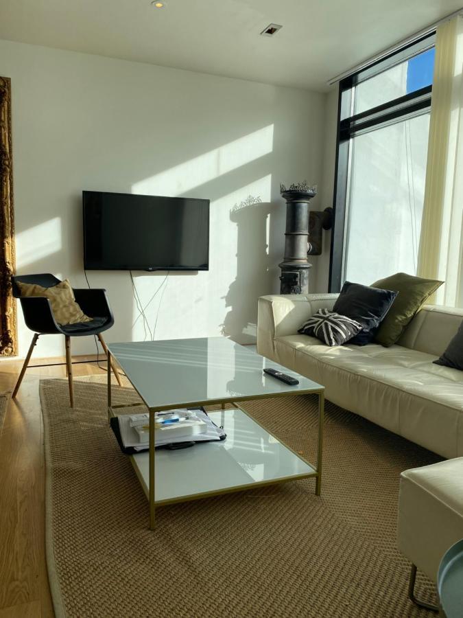 Exclusive 2 Level Etage Next To Arlanda-City Metro Stockholm Bagian luar foto