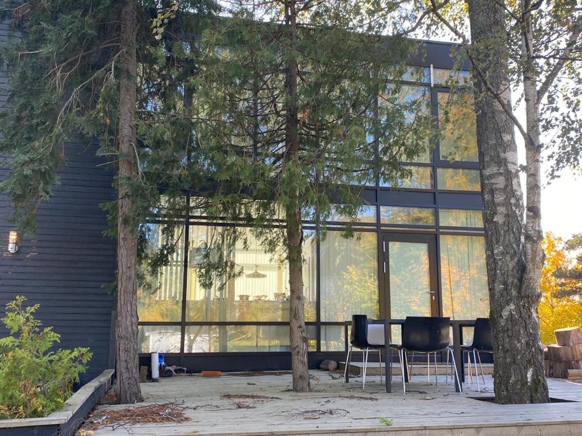 Exclusive 2 Level Etage Next To Arlanda-City Metro Stockholm Bagian luar foto